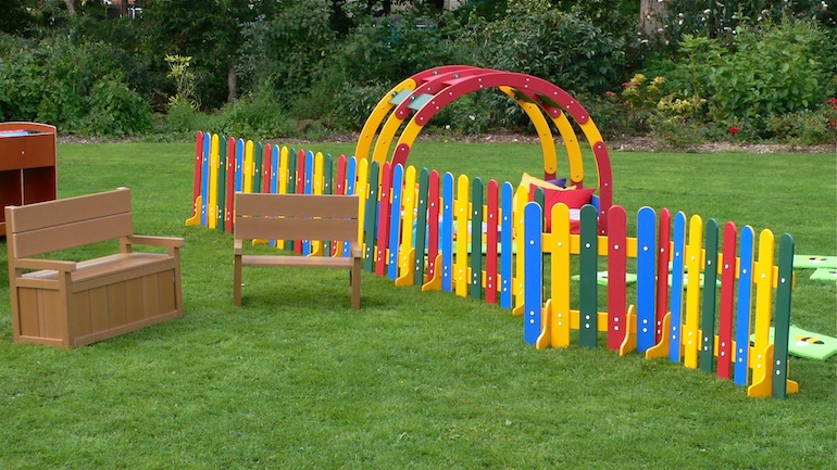 Recycled Plastic Kids Childrens coloured rainbow fencing