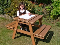 Recycled Plastic Childrens Picnic Table/Childrens Picnic Bench