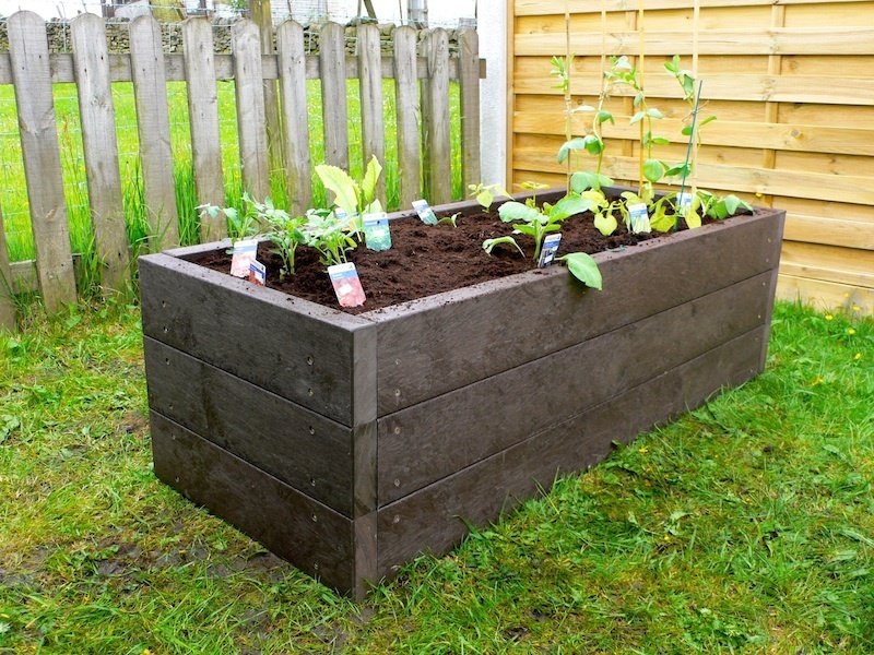 recycled mixed plastic raised beds Kedel.co.uk