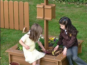 Recycled Plastic Wood Beastie Box/Raised Bed for K2/3 Mini Beastie Projects in Schools