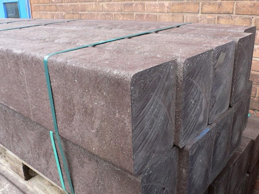 Recycled Plastic Garden Sleepers for Raised Beds & Landscaping