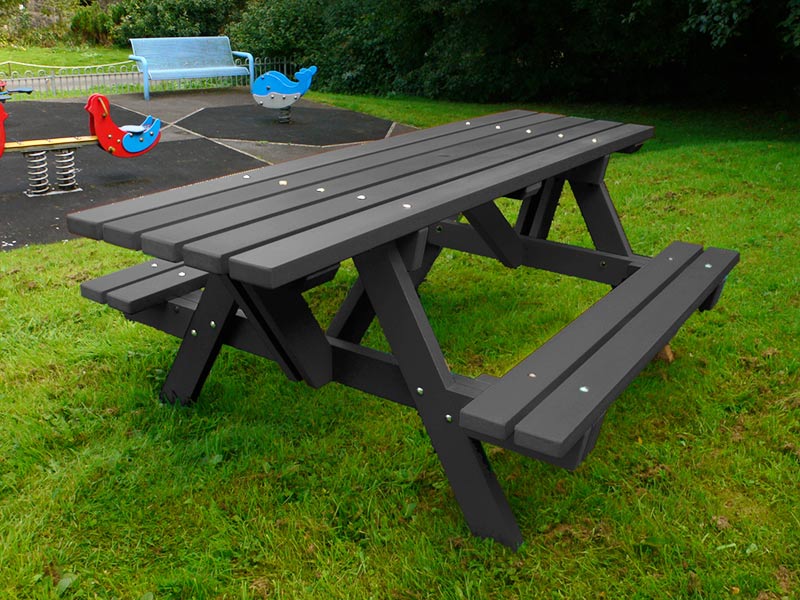 Recycled Plastic Picnic Table Wheelchair Access Thames Picnic Table
